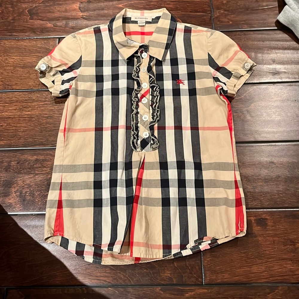 Burberry shirt pre ❤️
